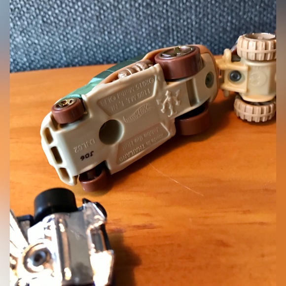 Lot MATTEL Star Wars Character Cars Movie Theme Toy Vehicles Trucks Cars Merch - Picture 13 of 15